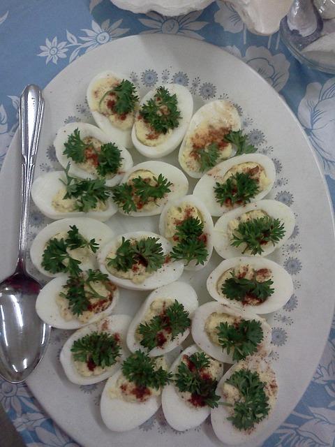 Here's the title:
Best Recipe for Deviled Eggs: Super Easy Crowd-Pleasing Flavor Everyone Loves