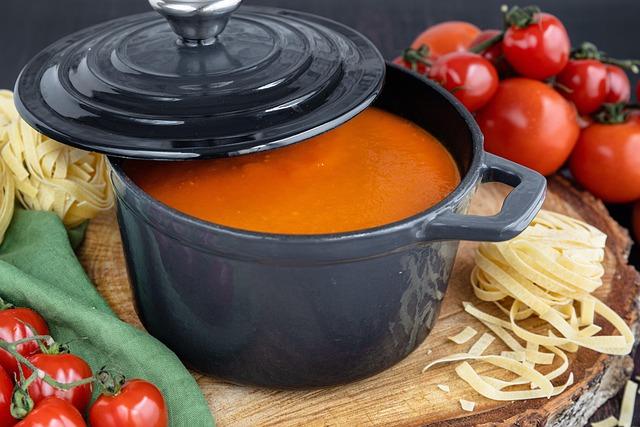 Best Tomato Soup: Hearty Homemade Simple Recipe Ideas for a Warming Meal