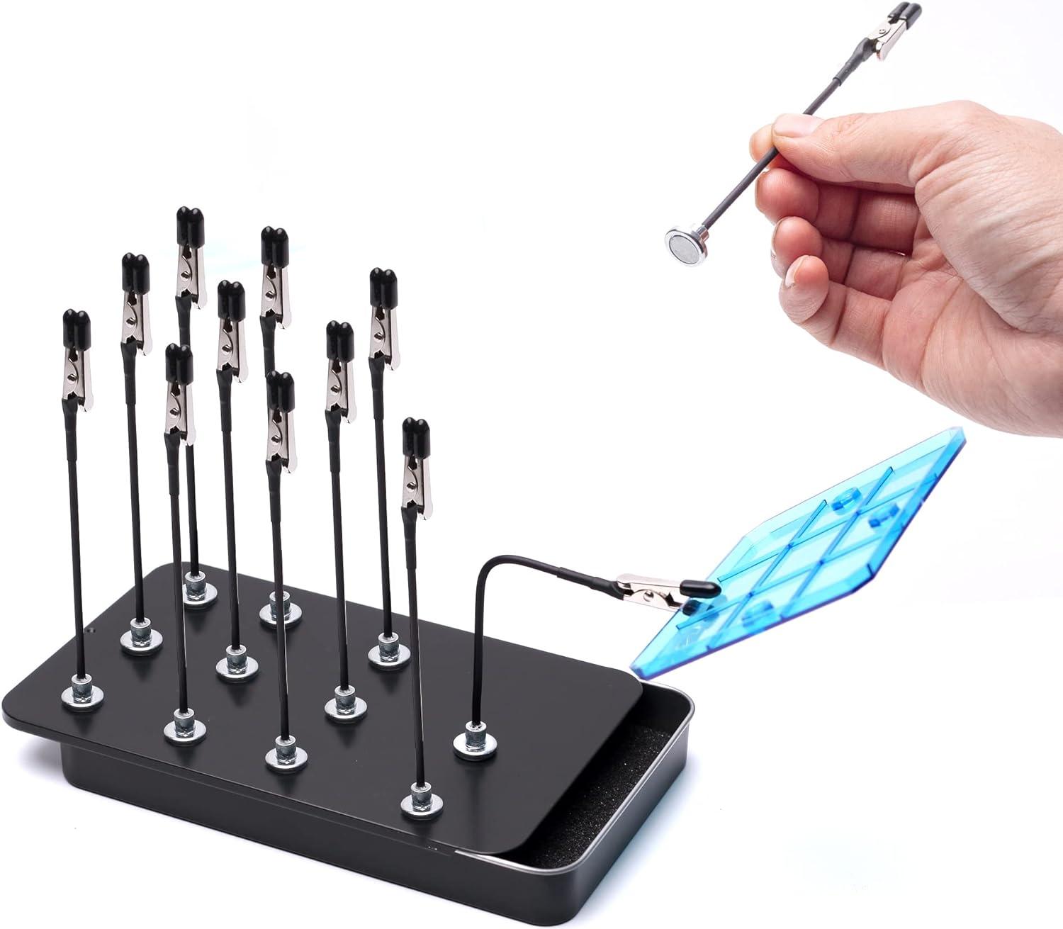 Magnetic Clips vs Stands: A Compared Insight for Hobby Models