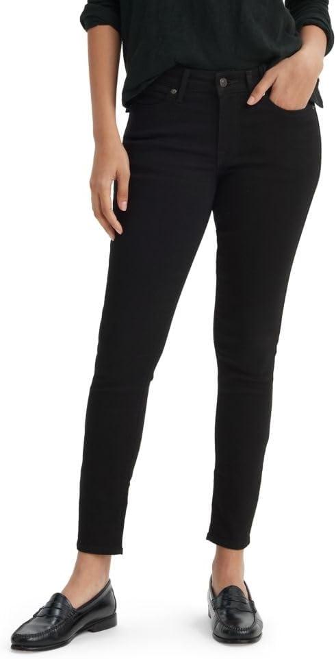 Levi's 711 Tested: Surprising Stretch Comfort vs. Vintage Fit in Fall Fashion