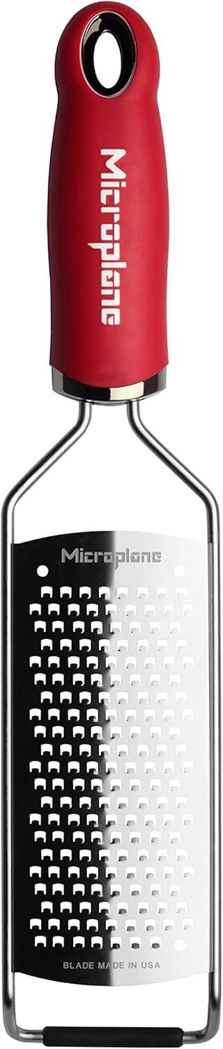 Cheese Grater Showdown: Microplane's Coarse Red vs. Fine Wood - Tested for Kitchen Efficiency