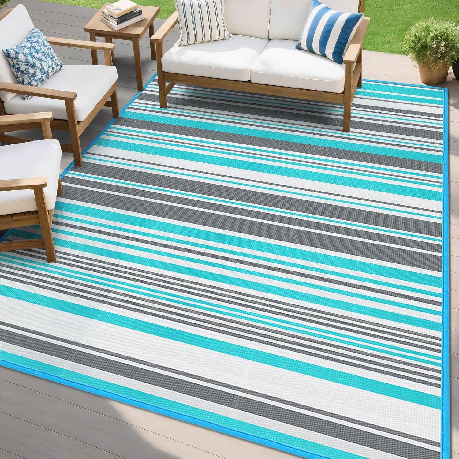 Outdoor Rug Showdown: Waterproof vs. Straw for Picnic Comfort (Don't Miss This!)