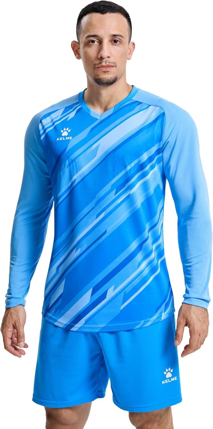 Tested Padded vs. 4mm Latex Goalkeeper Gear for Wet Weather Use
