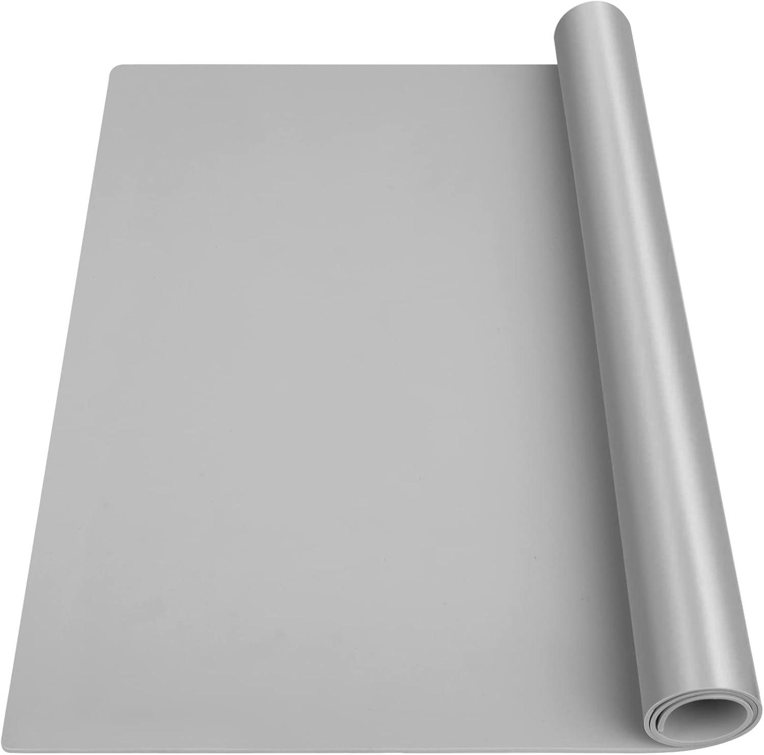 Showdown: Kitchen Holder vs. Silicone Baking Mat