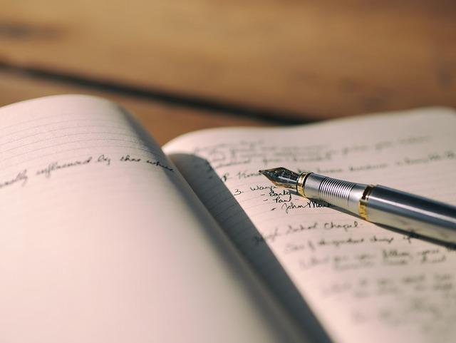What Are the Best Writing Pens for Smooth, Comfortable Notes?