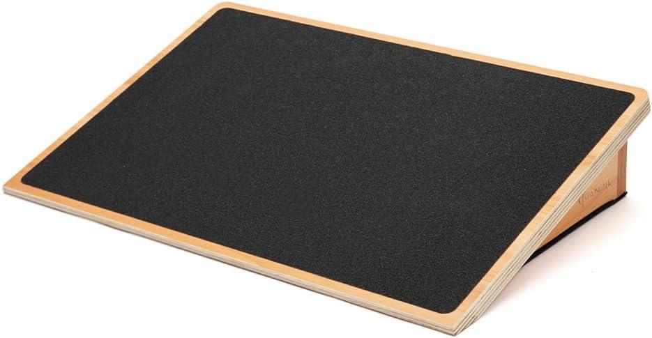 Surprising 17° Angle: Slant Board Tested for Safer Workouts