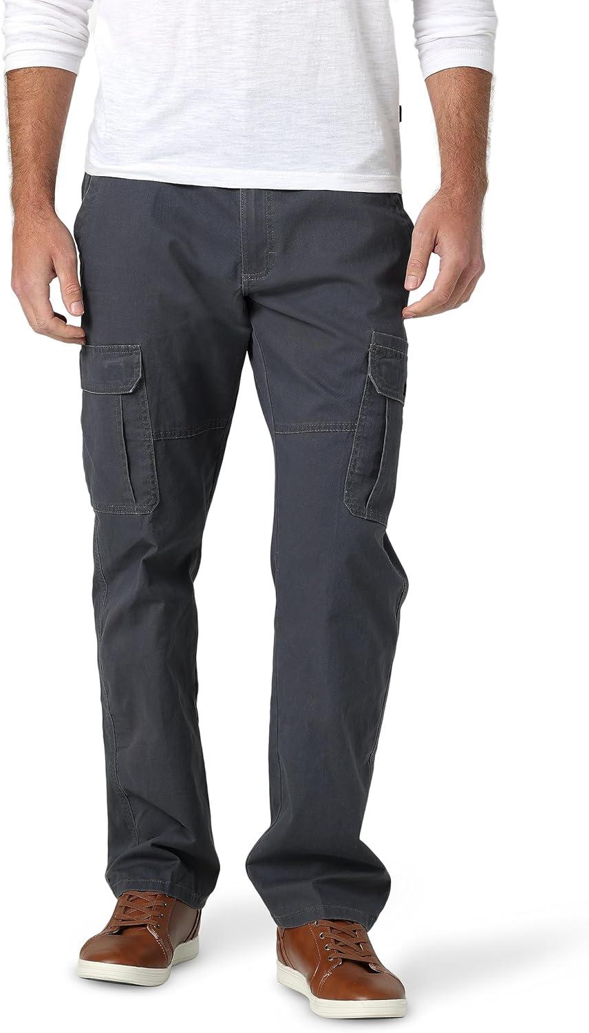 Wrangler Authentics Tested: Stretch Fit vs. Relaxed Fit in Men's Cargo Pants Showdown