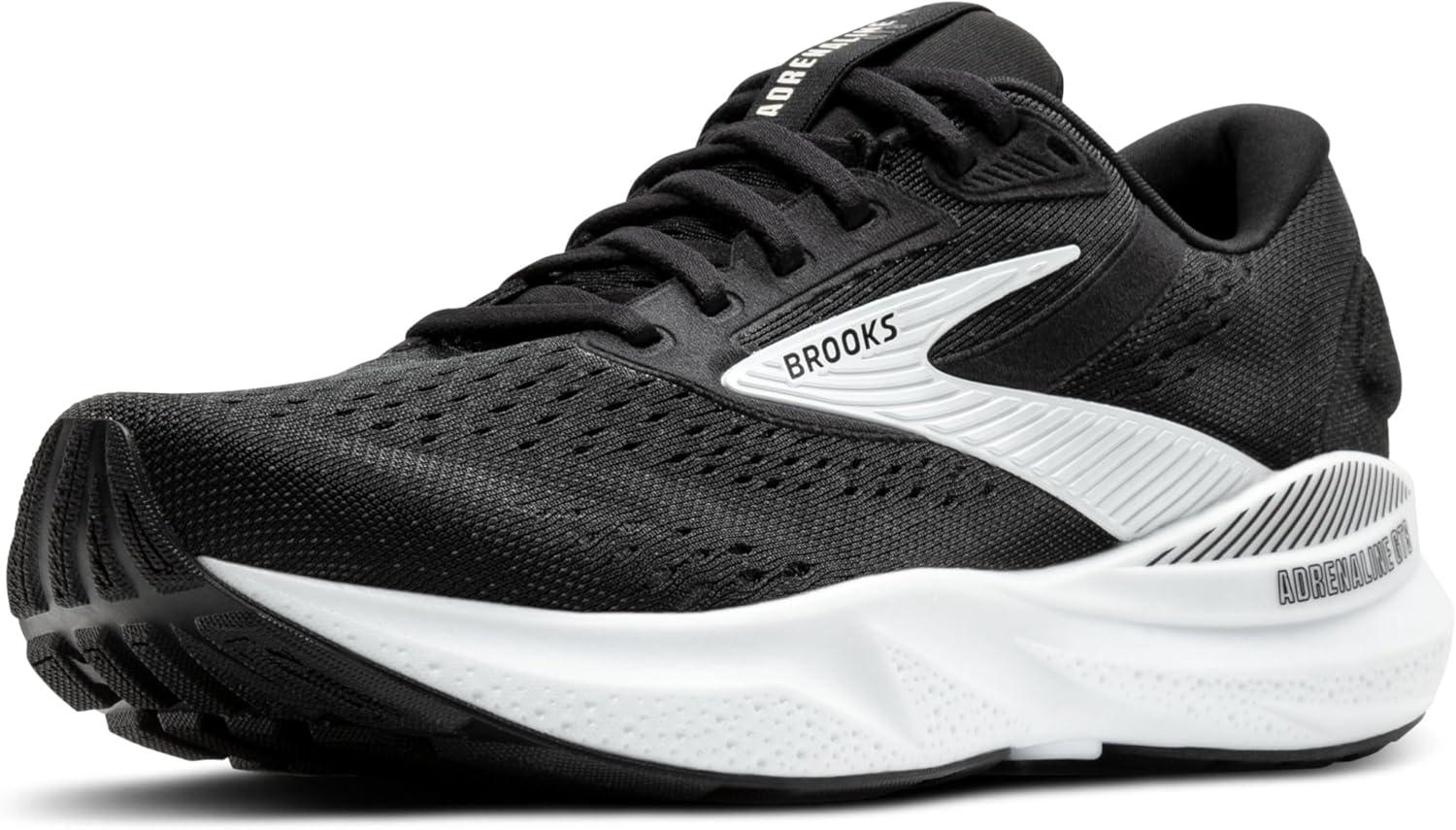 Adrenaline GTS 24 Versus: Tested cushioning versus adaptive fit... Runner’s secret: perfect for busy trails