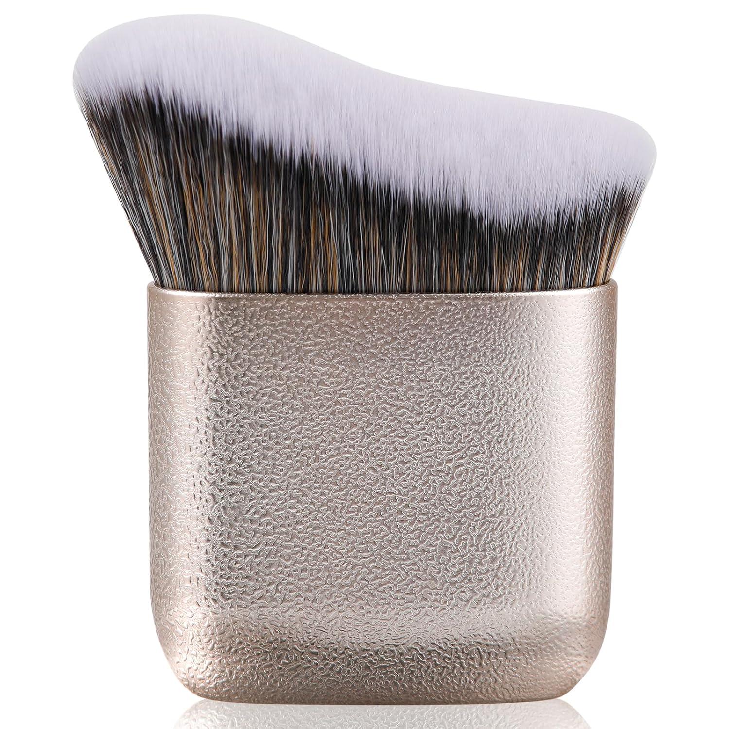 Showdown: 2-in-1 Self-Tanning Brush for Travel & Streak-Free Tan