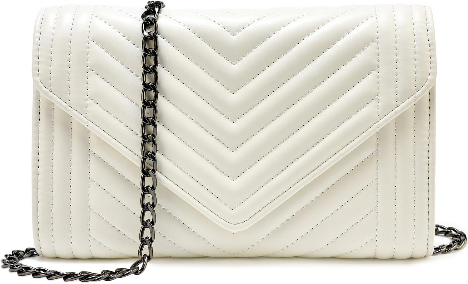 Versus: Chain Strap Bags, Double-Sided Games, Multi-Pocket Totes-Surprising Fits for Today's Trends