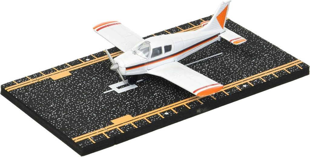 Best Aviation Collectible – Hot Wings Planes Piper Cherokee Review