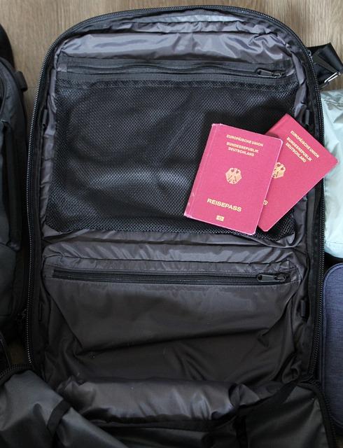 Best Luggage – Samsonite Carry-On Review