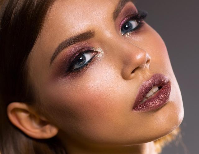 Finding the right skincare can be overwhelming. Learn how to pick products that work for YOUR skin! A simple guide to finding better skin care