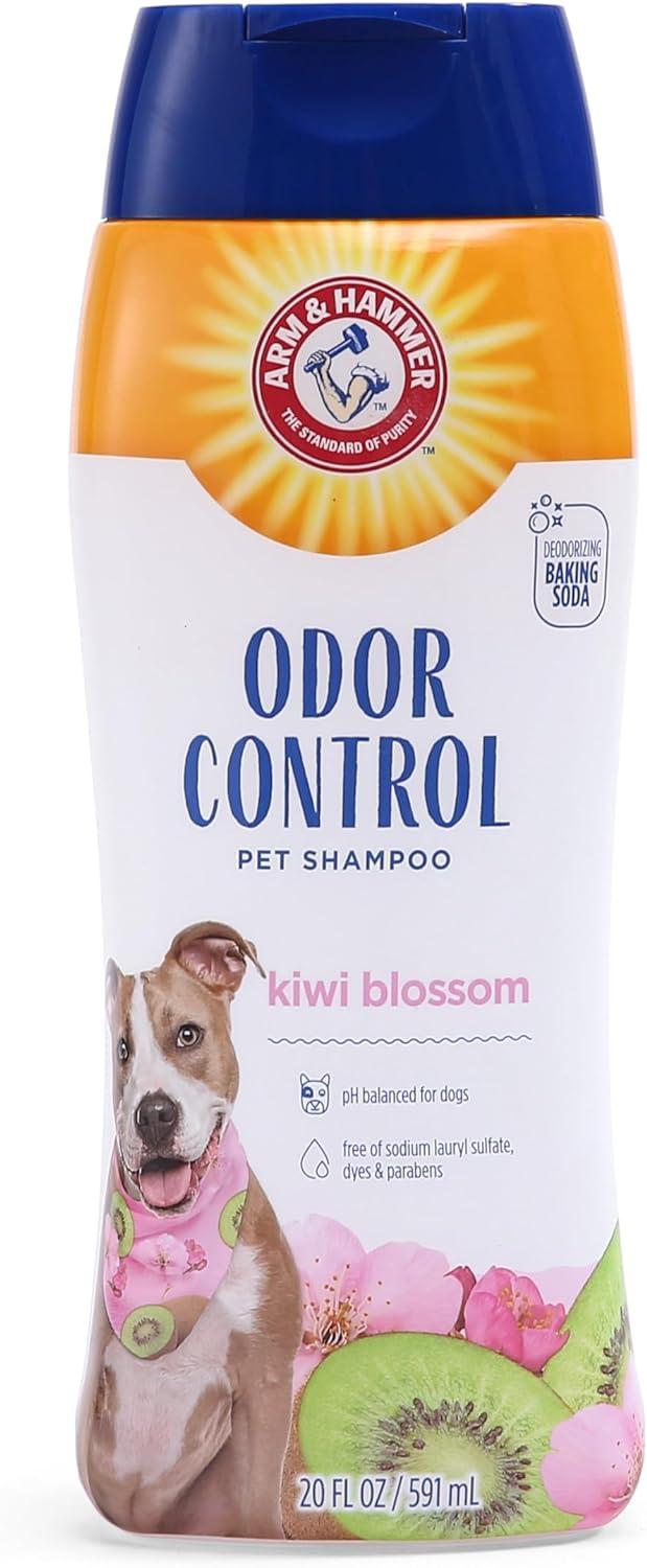Deodorizing Versus Moisturizing Dog Shampoo: Surprising Odor Control Showdown