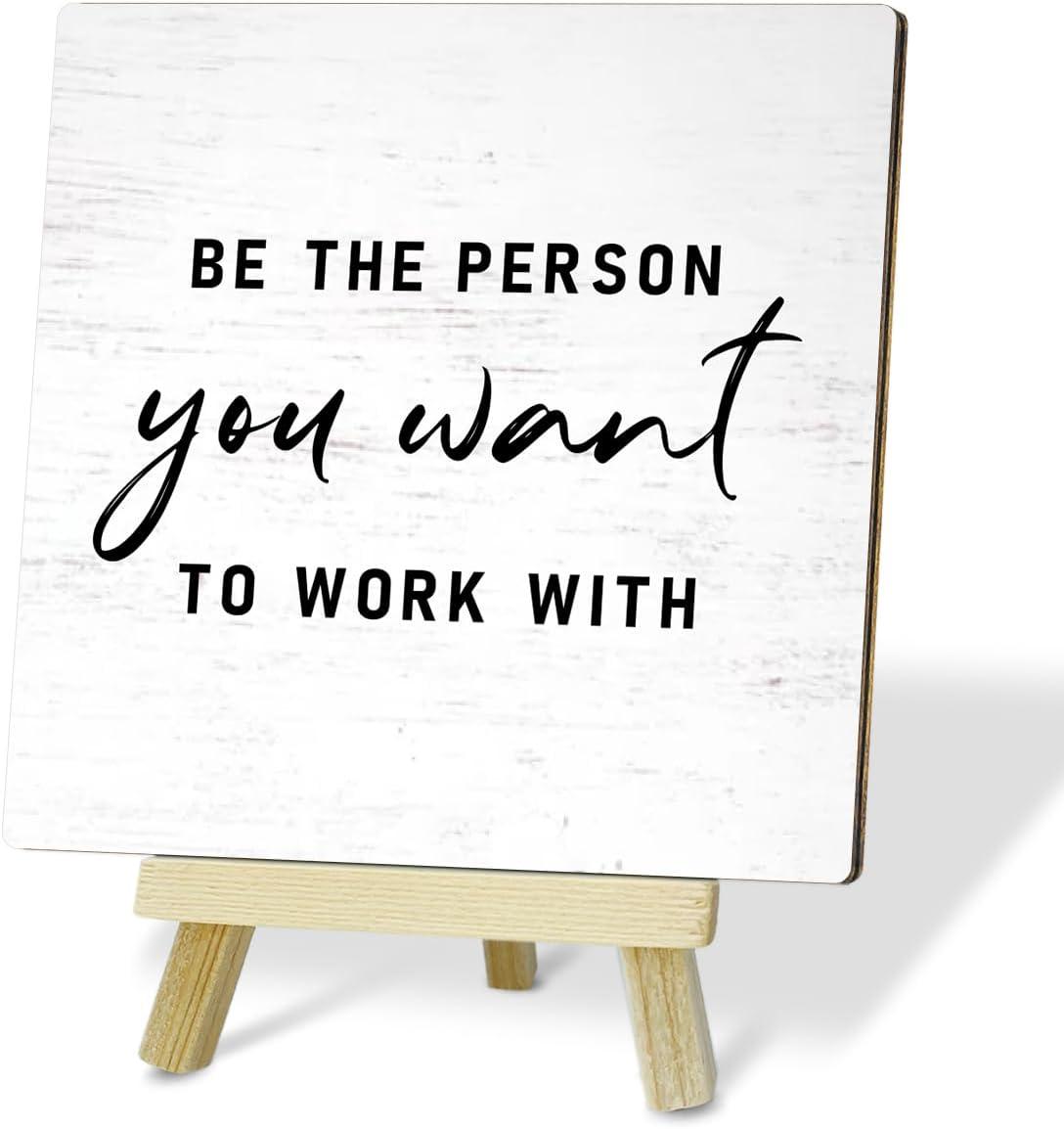 Home Decor Showdown: Tested vs. Versus Flag & Desk Sign for Versatile Use