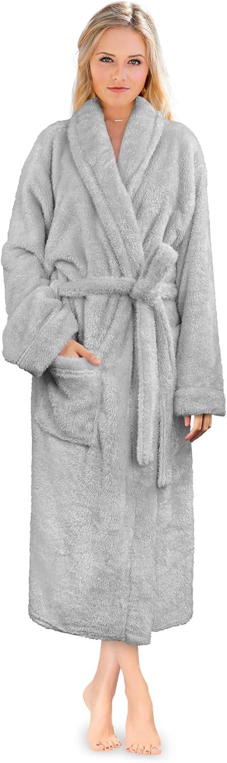 PAVILIA Plush Robe Versus Sherpa: Tested, Warm, Soft Comparison