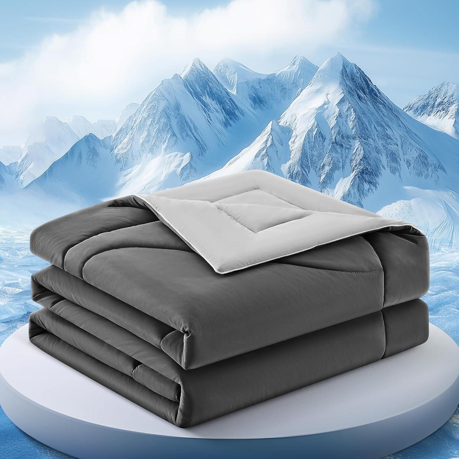 Summer Showdown: Double-Sided Cooling Tested, Lightweig ht for Hot Sleepers' Night Sweats