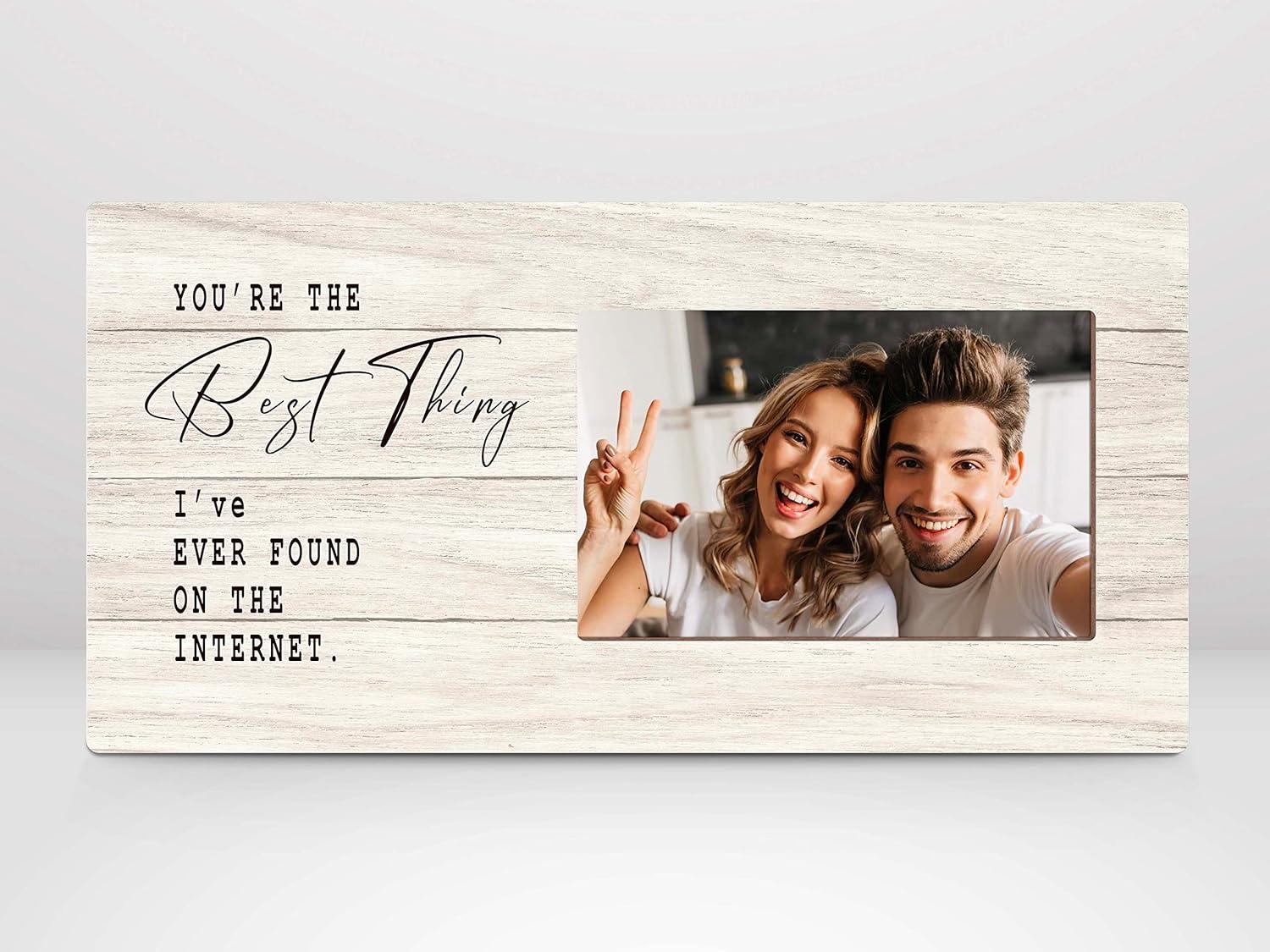Romantic Online Dating Gift: Surprising Blend of Story, Design, Engraved Love