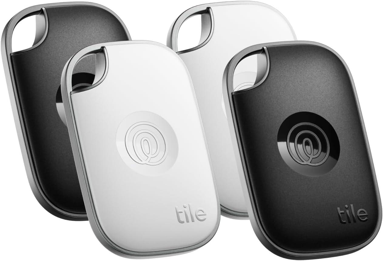 Surprising Insight: Phone Clip Light vs. IoT SIM - Tested for Travel & Live Streaming