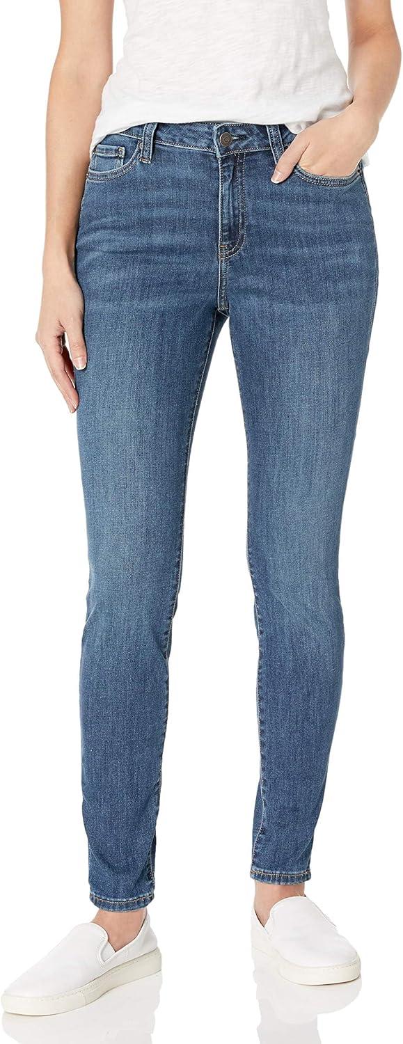 Amazon Essentials Jean Tested: Stretchy Fit, Mid-Rise Design, Surprising (No Stiffness!) for All-Day Wear