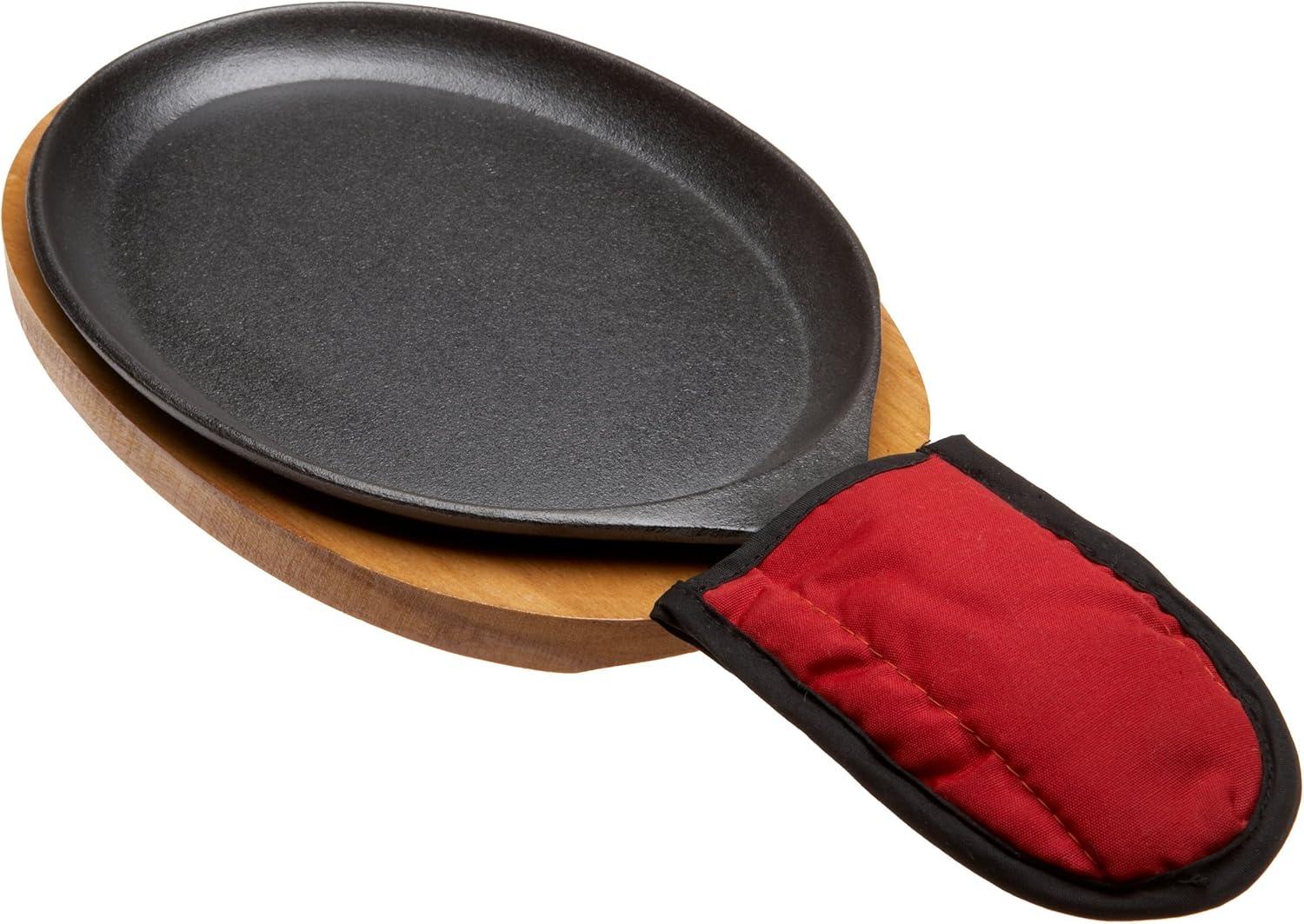 Fajita Prep Showdown: Cast Iron's Pre-seasoned Grip vs. Wooden Tray's Eco-Friendly Design