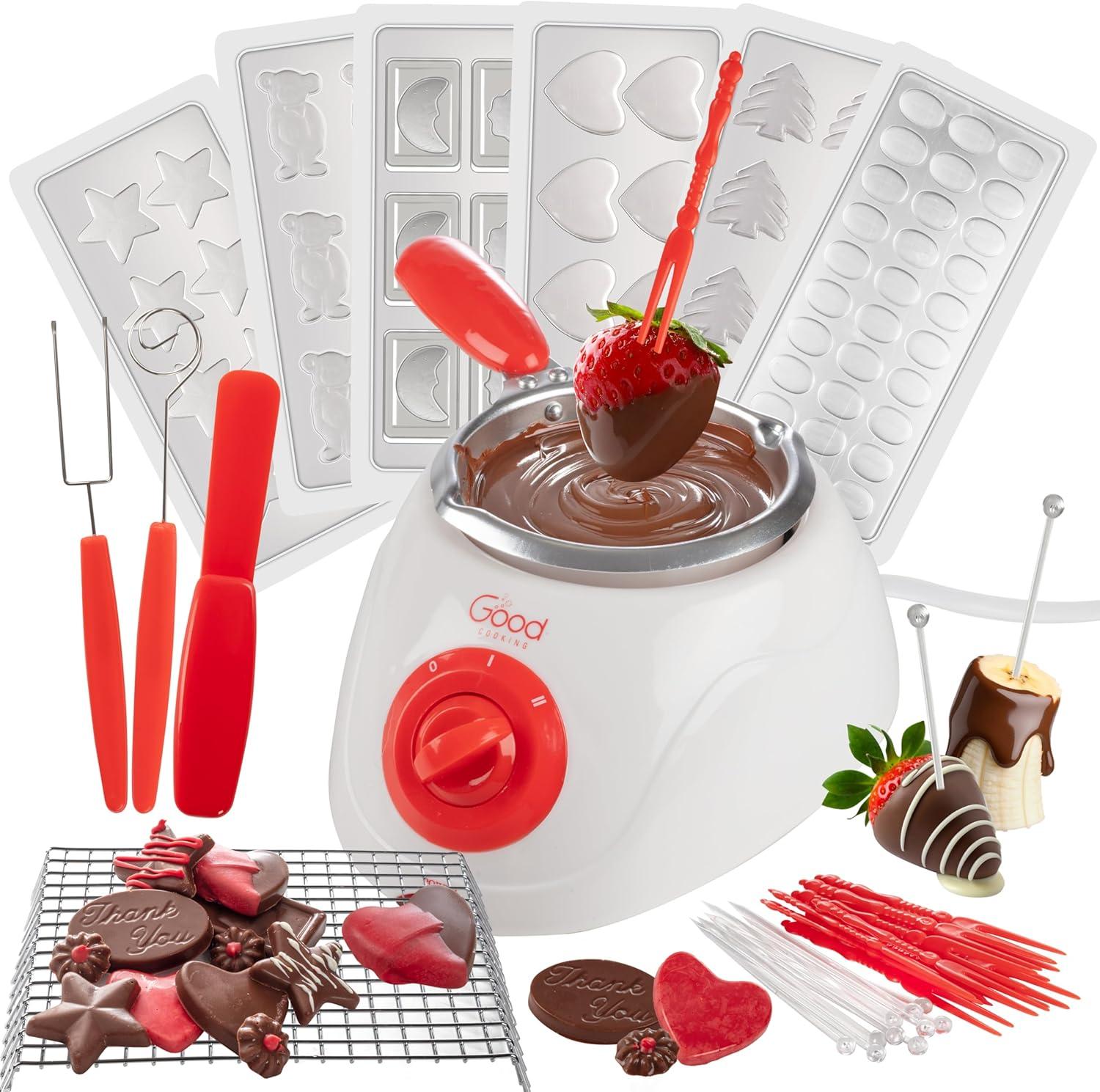 Showdown: Precision Melting Pot & 30-Accessory Fondue Kit for Summer S'mores
