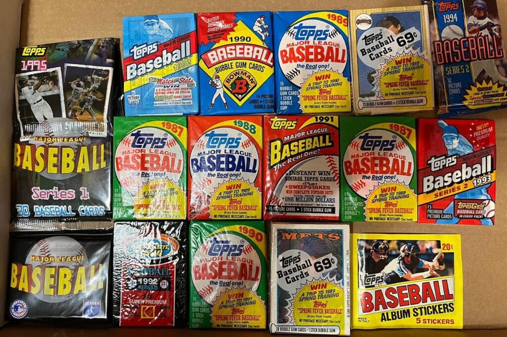 Best Collectible Cards – 300 Old Vintage Topps Baseball Cards Review