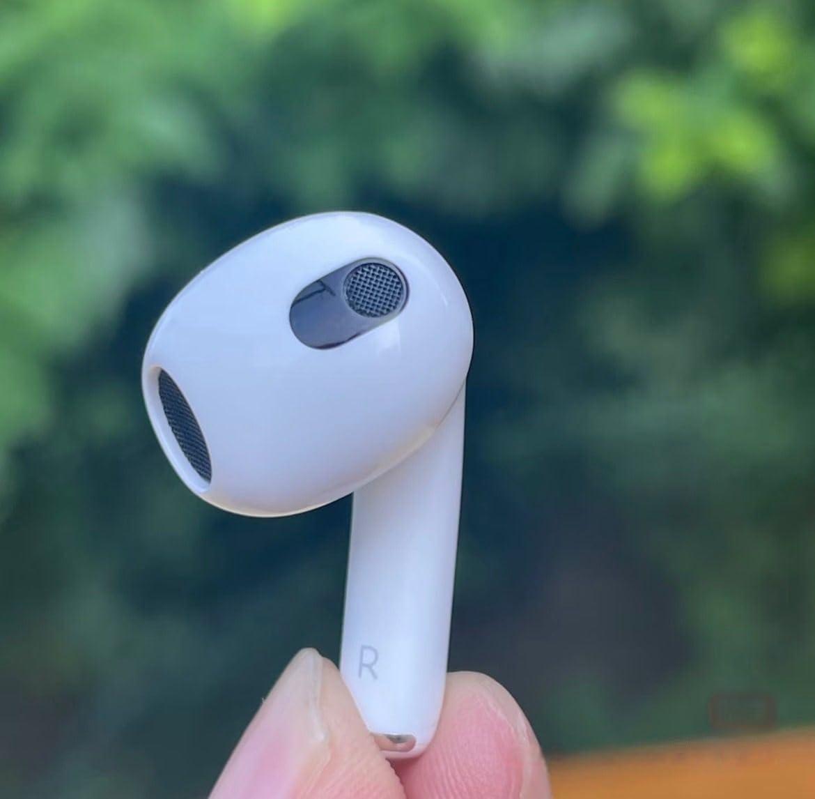 Wireless Earbuds Showdown: Tested for 1st vs 2nd Gen Compatibility