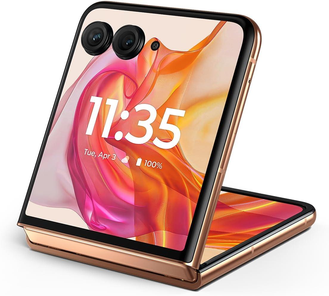 Motorola razr+ Showdown: 50MP Camera Delivers Peachy Moments