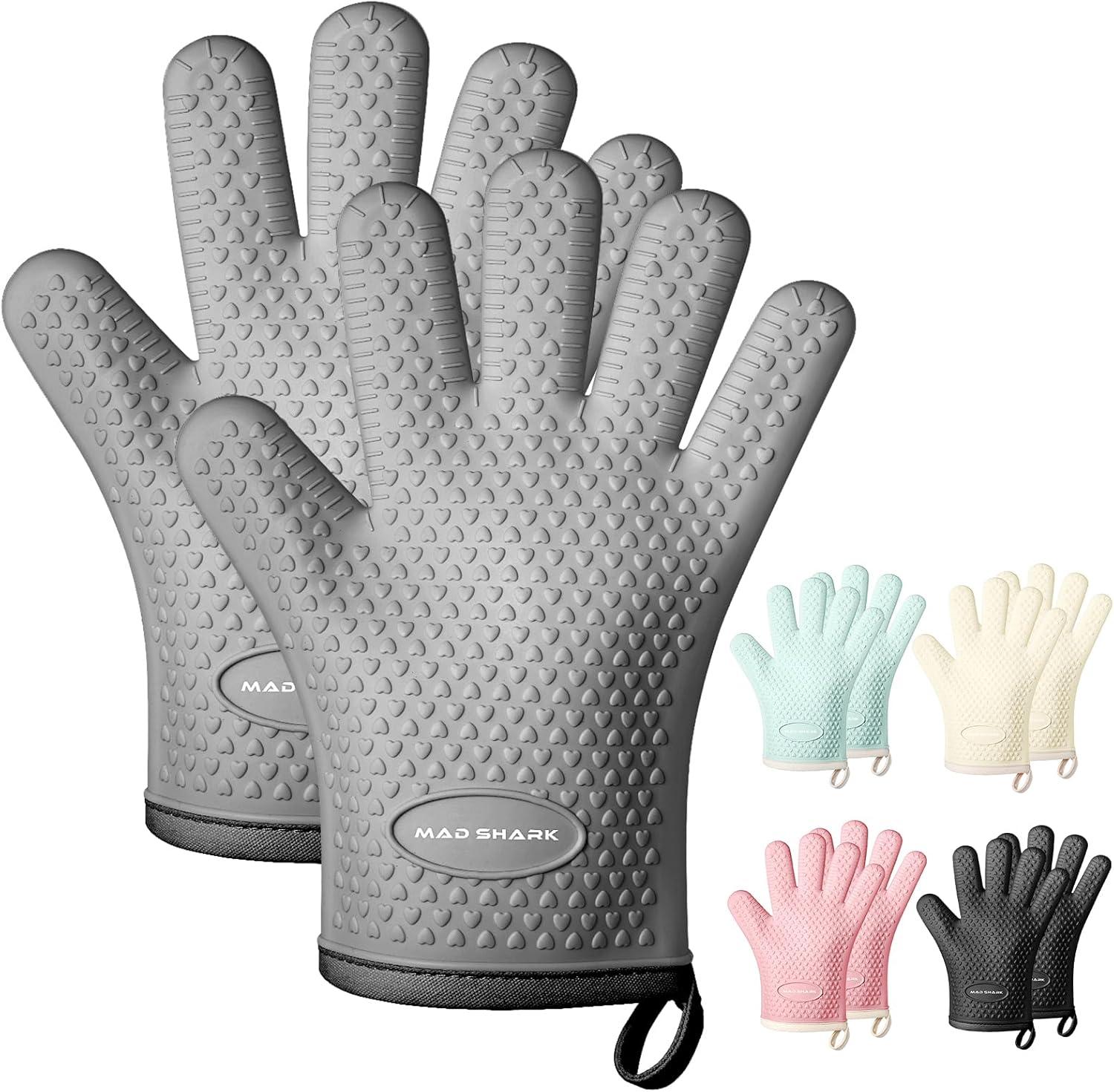 Heat-Resistant Silicone Mitts Showdown: Style Meets Safety!