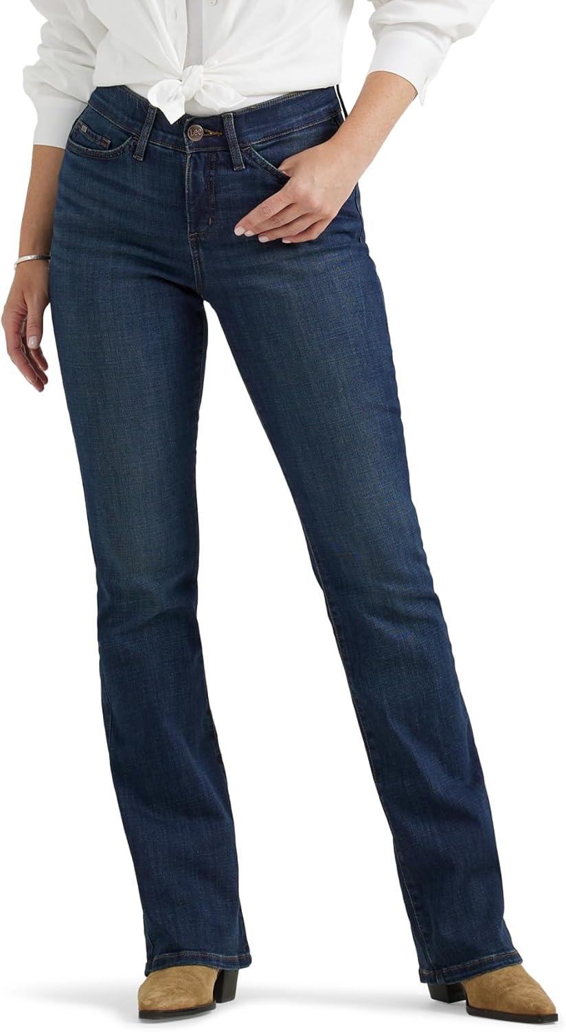 Wide Leg vs. Bootcut vs. Classic: Which Jeans Fit Best?