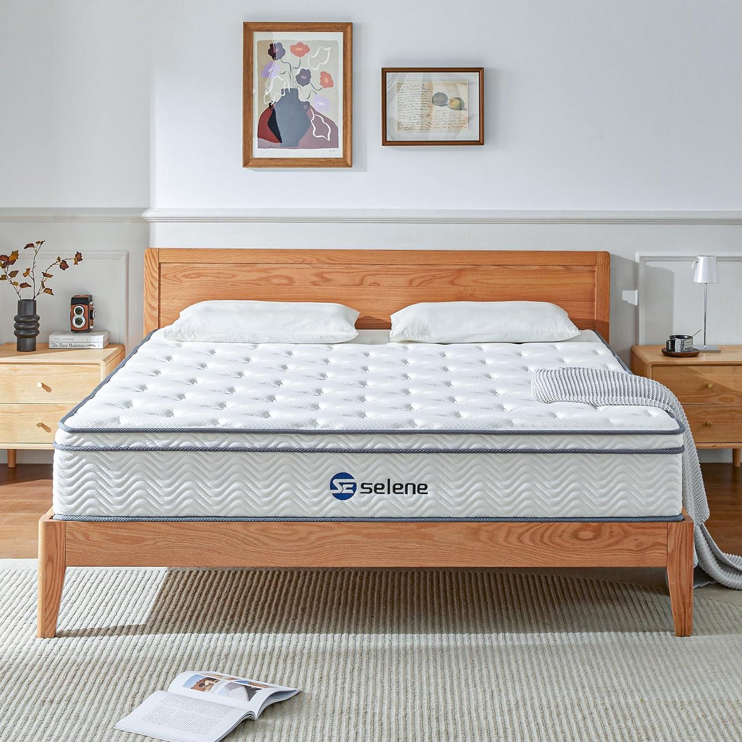 12 Inch Queen Mattress Showdown: Spring Vs. Foam Softness
