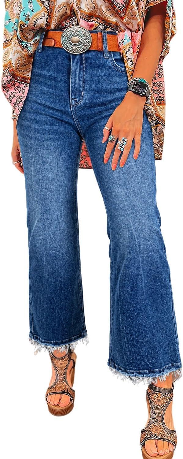Stylish High Waisted Jeans Showdown: Flare vs. Straight Fits
