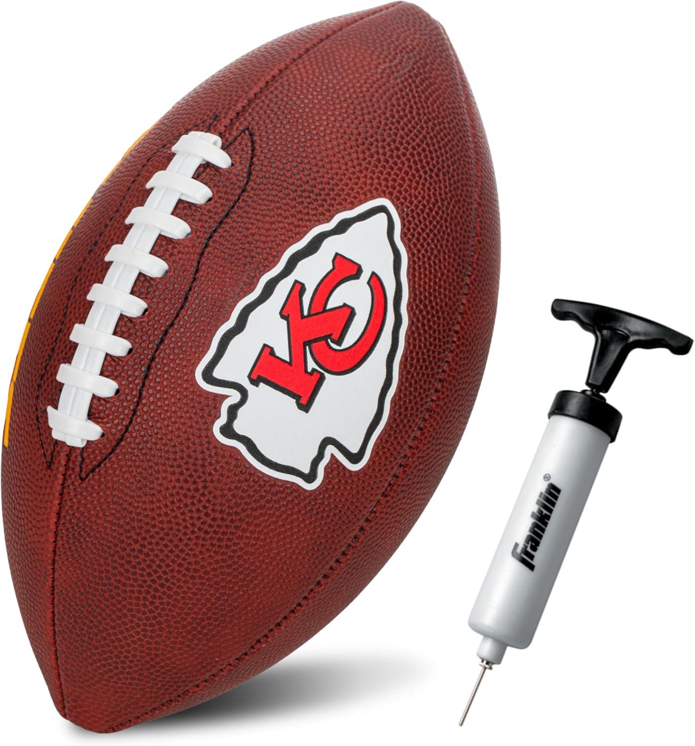 NFL Football Showdown: Tailgate, Pennant Set, Super Grip, Precision Laces, Soft Touch Mini